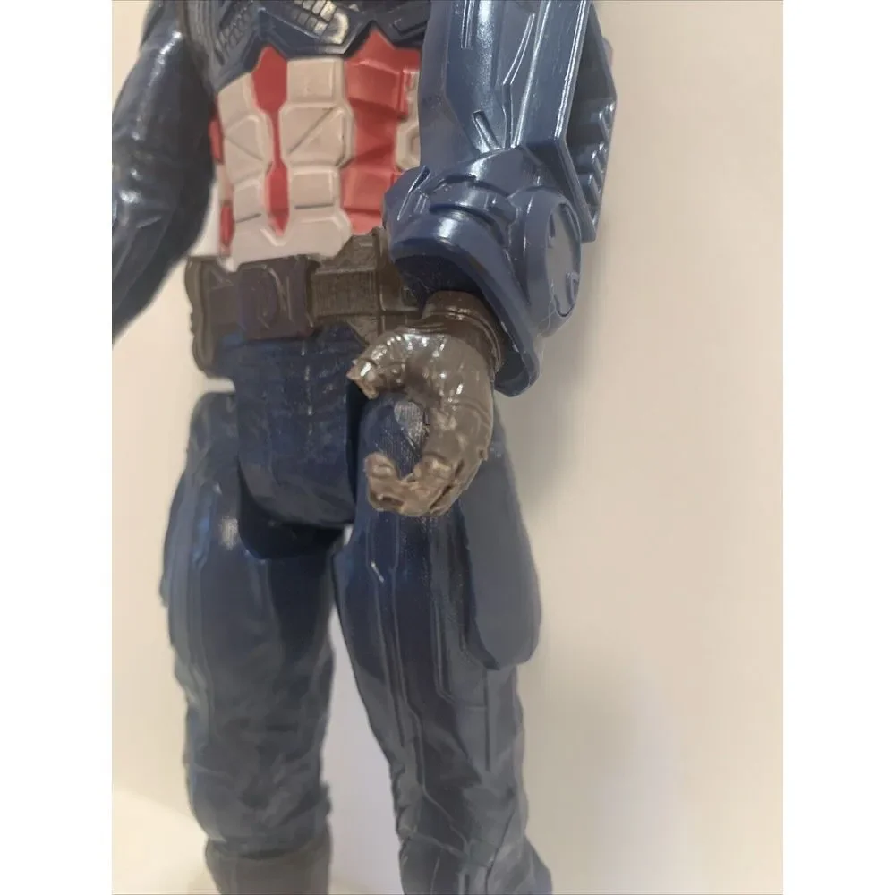 Captain America  Action Figure 12